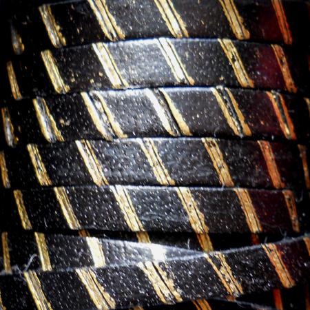 5 mm flat black/gold diagonally striped leather